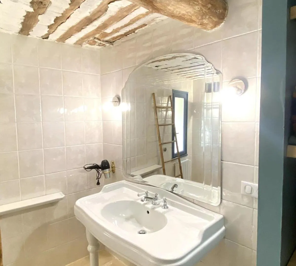 Holiday home Villa Les Volets Bleus Fontaine-de-Vaucluse France